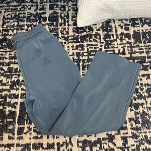 Lululemon gray stained